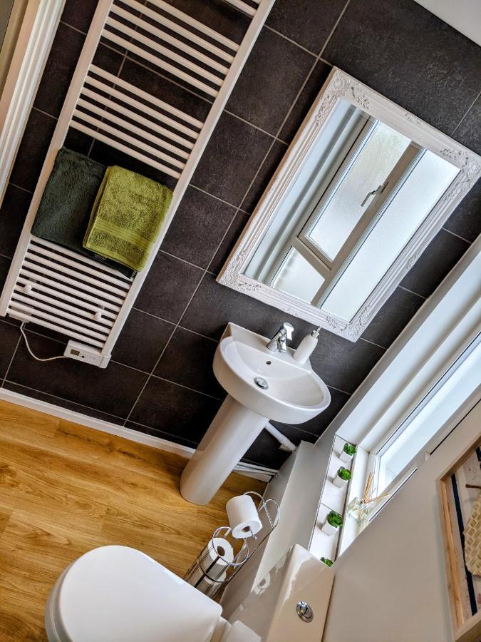 Spacious Contemporary Apartment Ramsgate