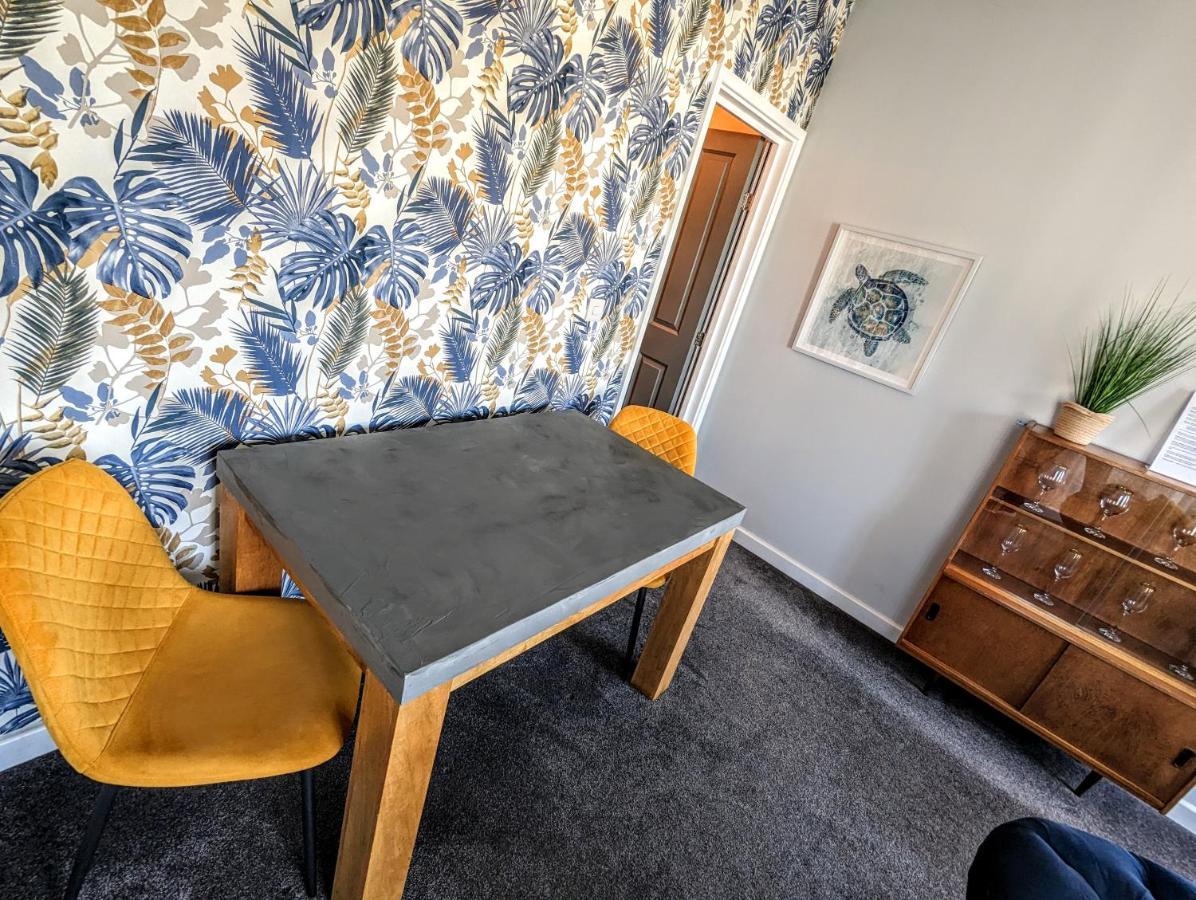 Spacious Contemporary Apartment Ramsgate